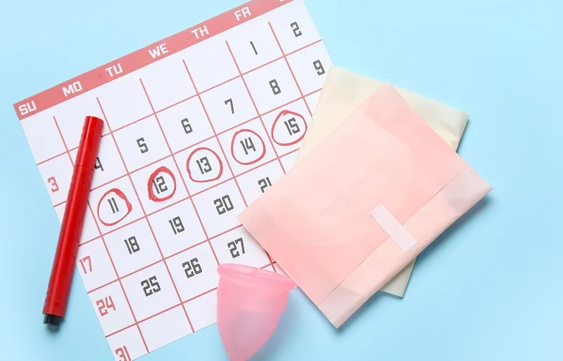 Kỳ Kinh Nguyệt Kéo Dài Bao Lâu? Dấu Hiệu Bạn Cần Đi Khám Ngay